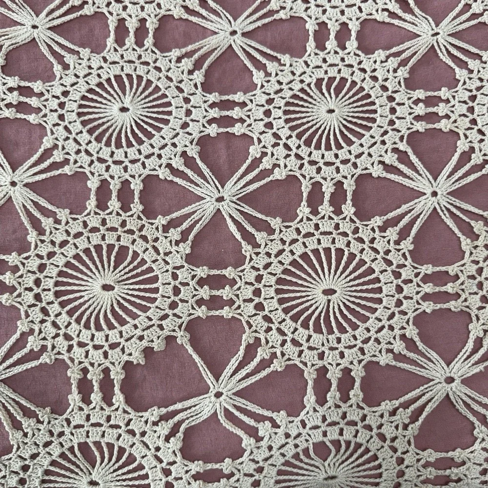 Hand Crocheted‎ Lace Bedspread Queen Neutral Scallop Blanket Vtg Handmade Beige